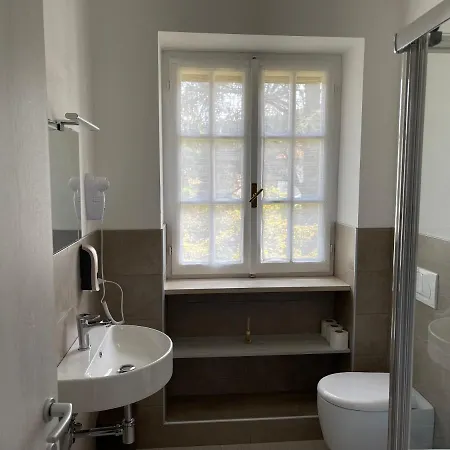 Vittoria Apartment Stresa