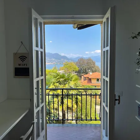 Vittoria Apartamento Stresa